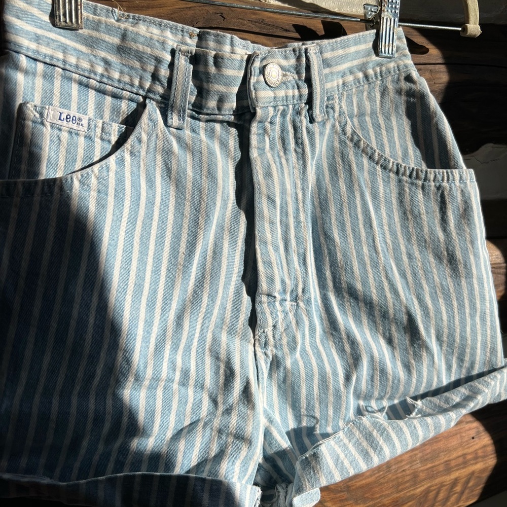 Vintage high waisted Lee shorts
